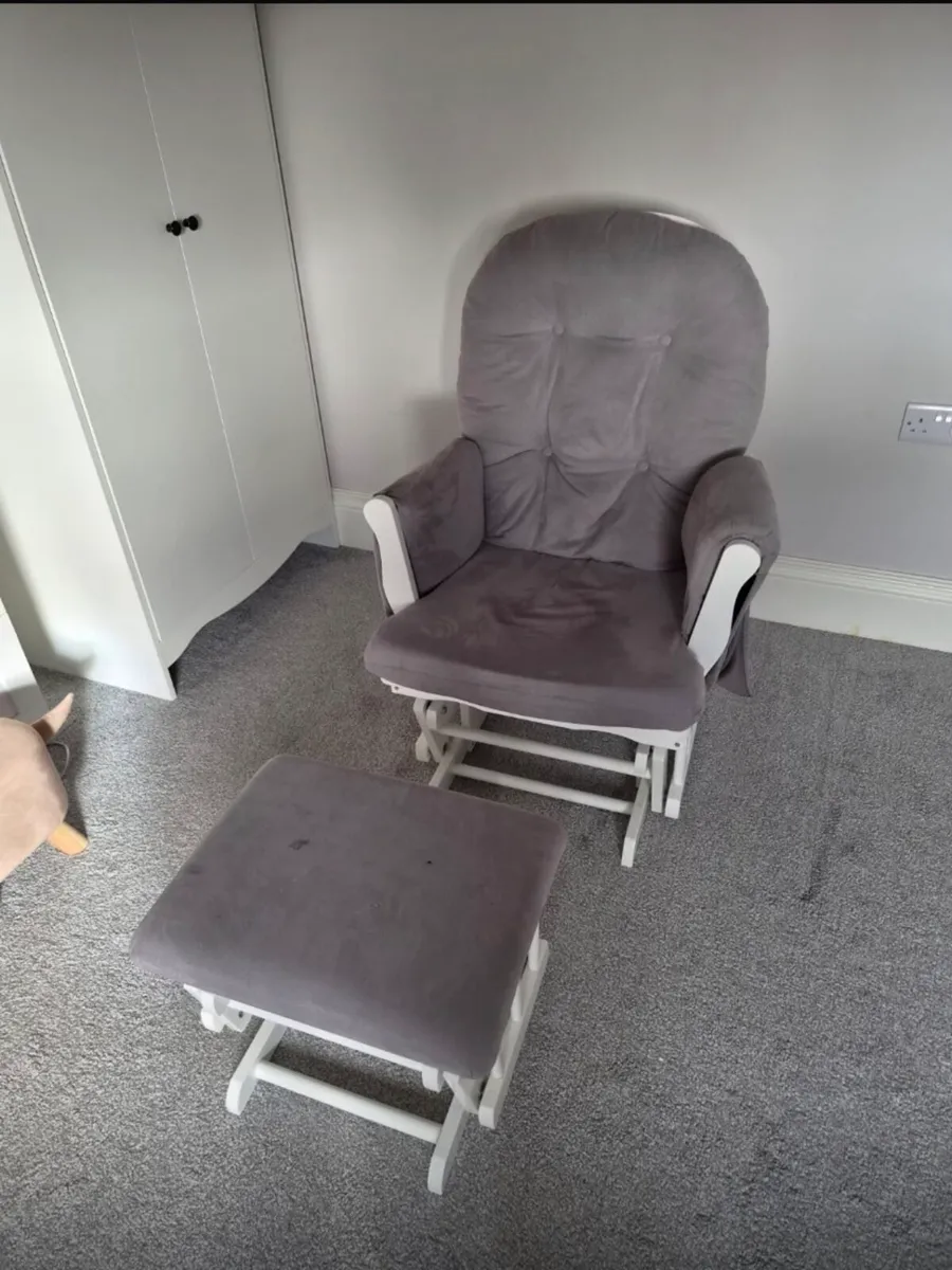 Babylo Brompton Glider and footstool - Image 1