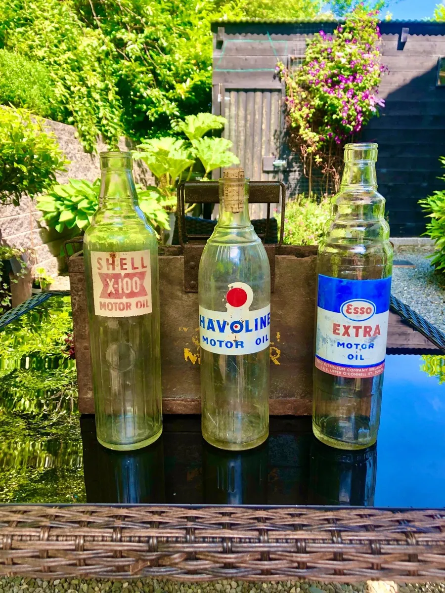 Vintage oil bottle - Image 2