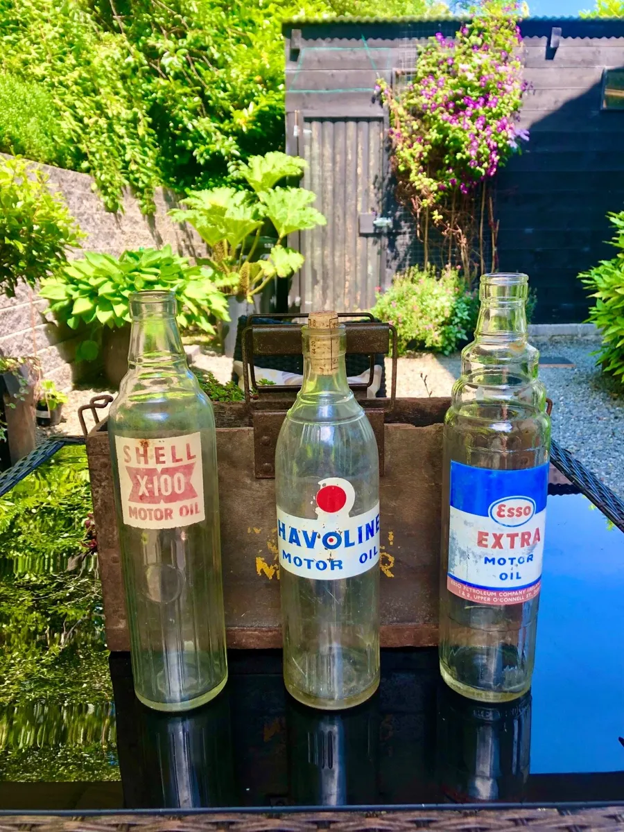 Vintage oil bottle - Image 3