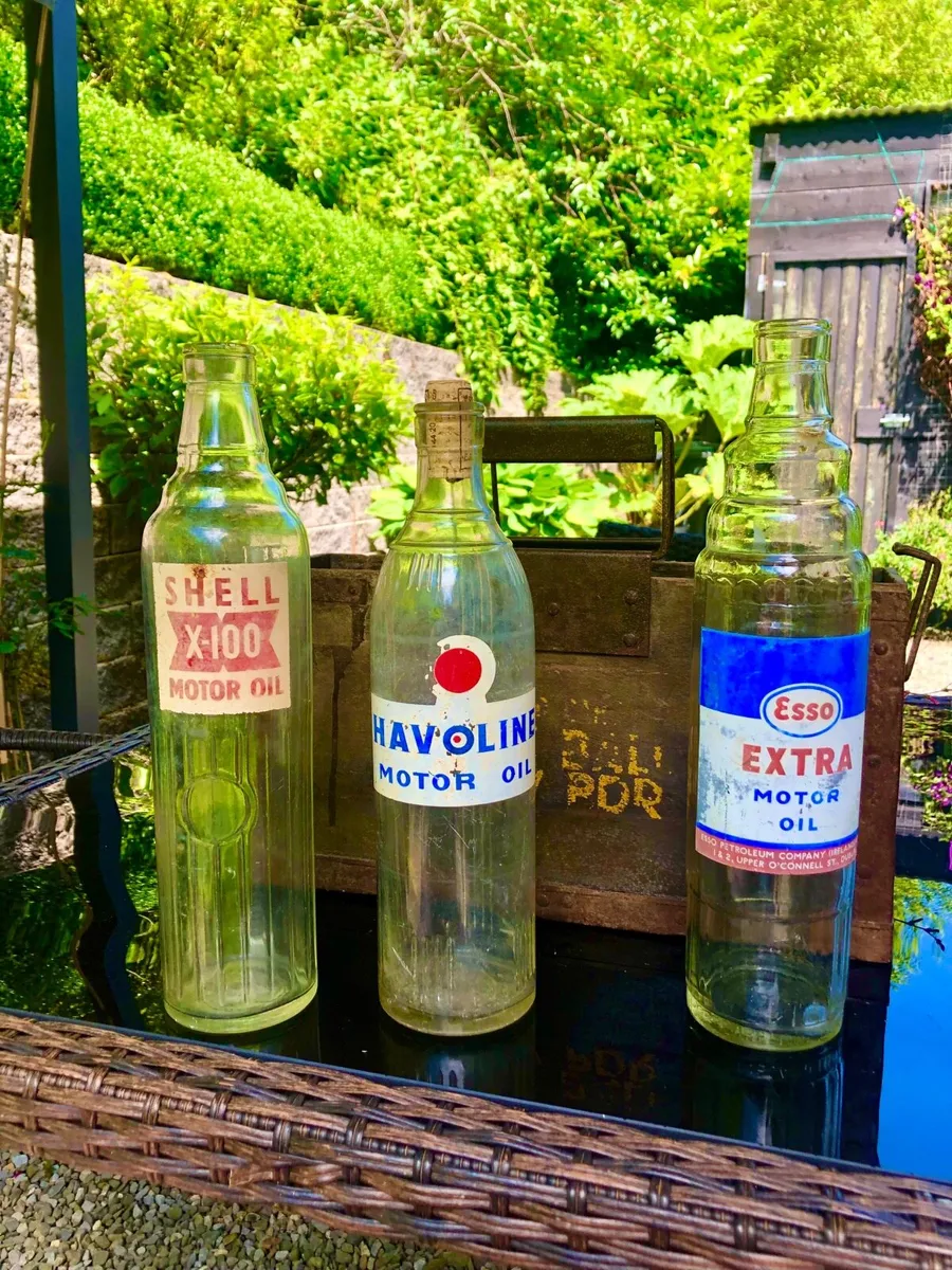 Vintage oil bottle - Image 1