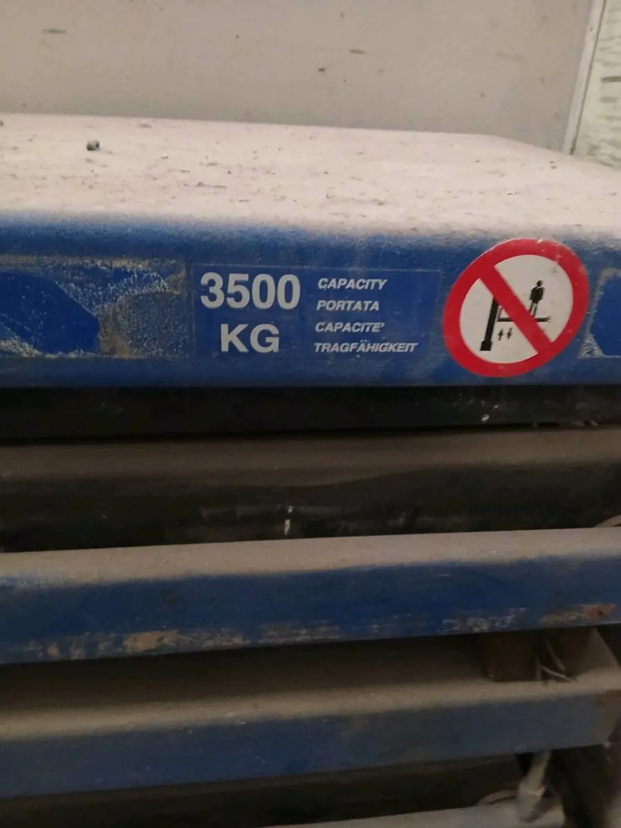 Maha Car Lift - Image 2