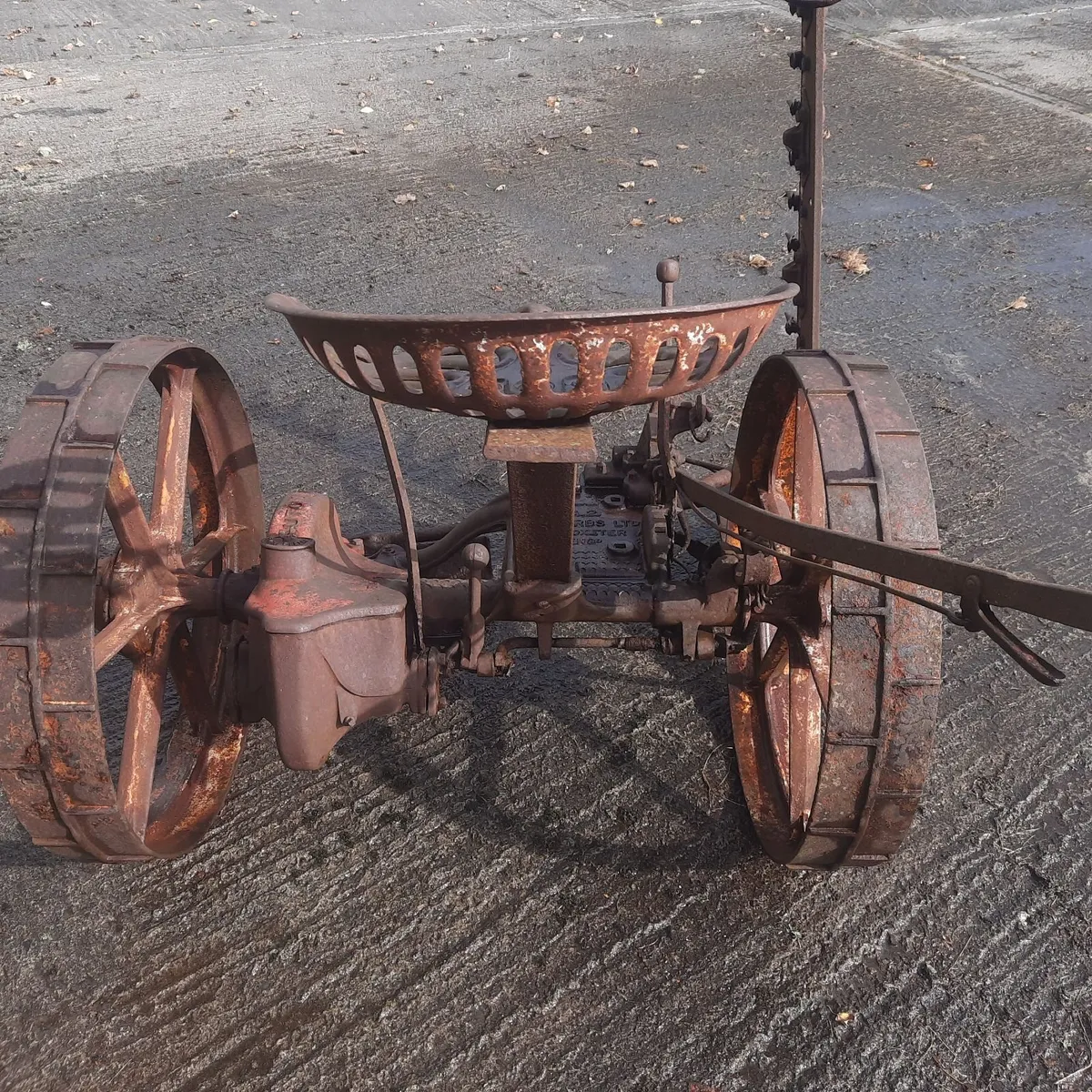 Horse drawn fingerbar mower - Image 3