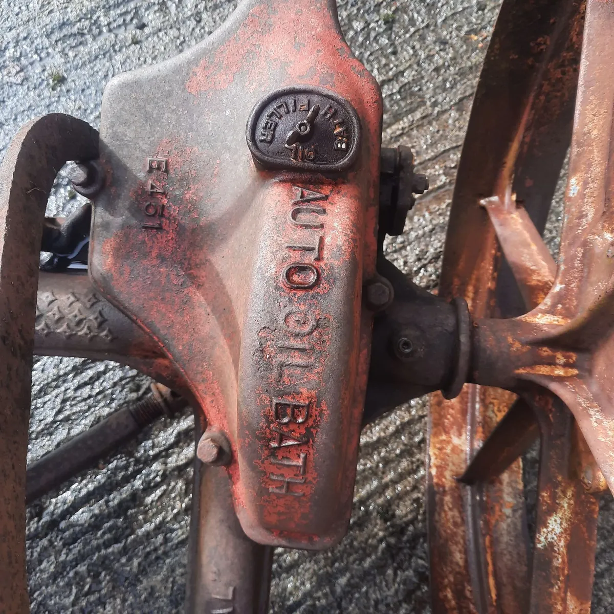 Horse drawn fingerbar mower - Image 4