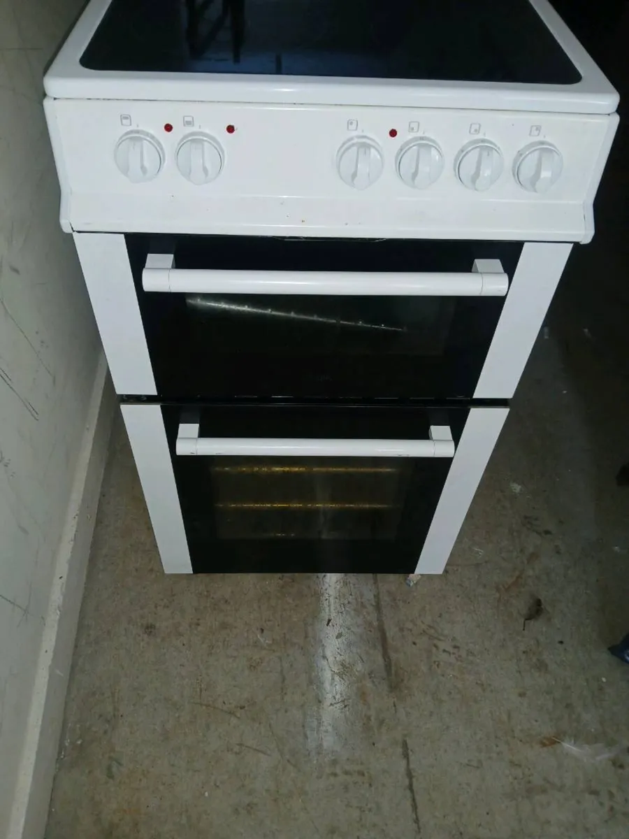 electric oven - Image 1
