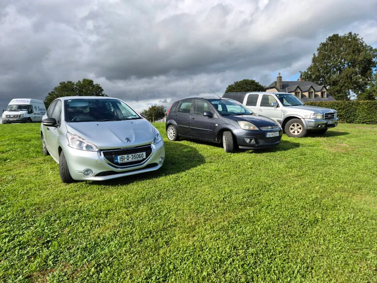 Ford ranger 05 and Peugeot 208 151 - Image 2