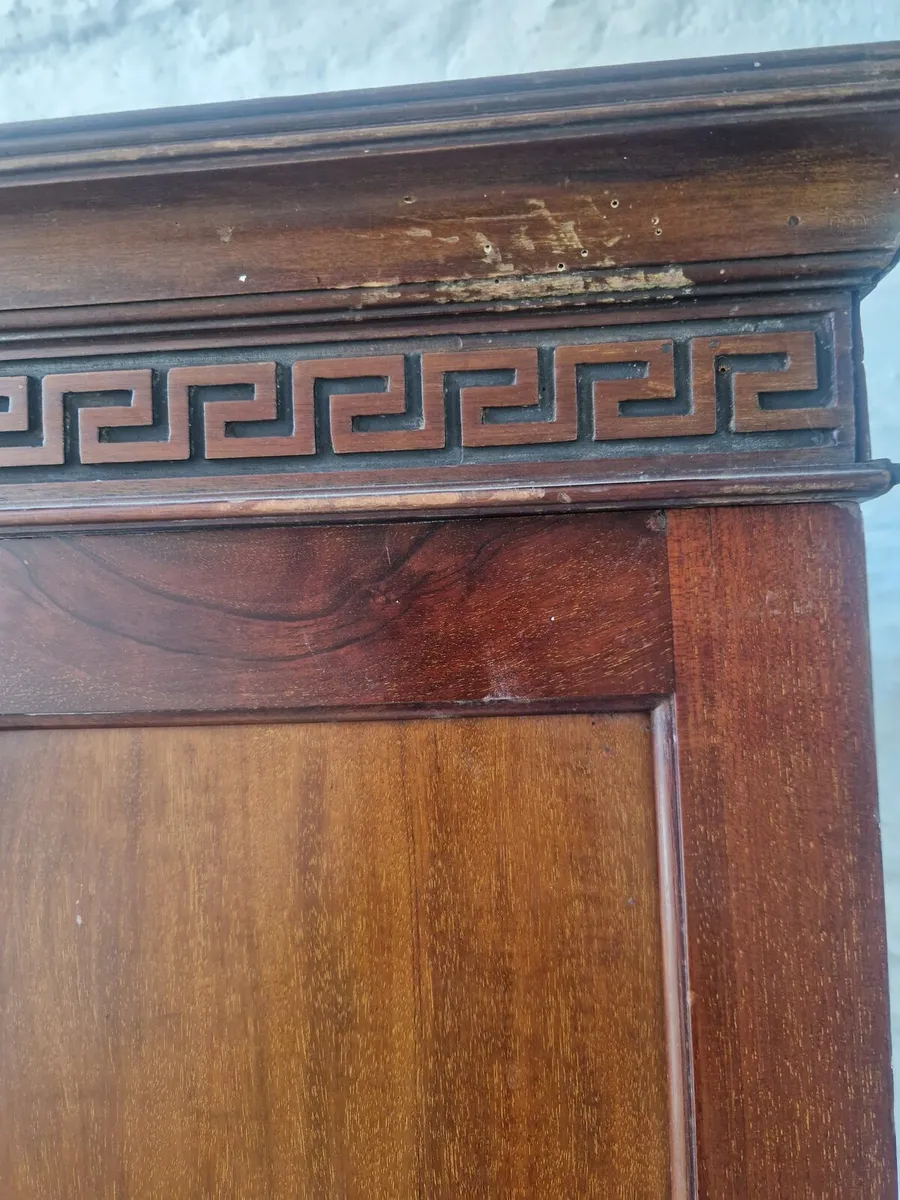 Antique wardrobe - Image 4