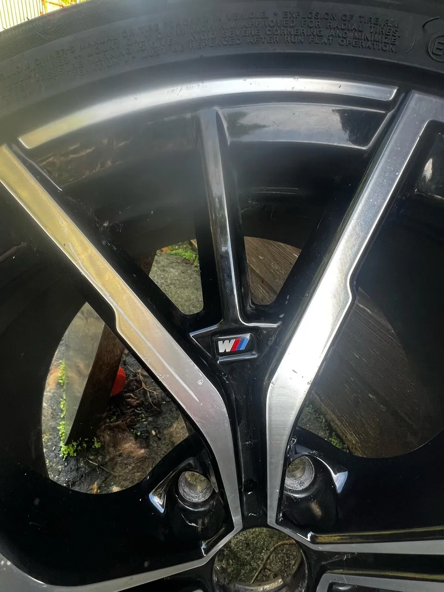 Alloy wheel - Image 4