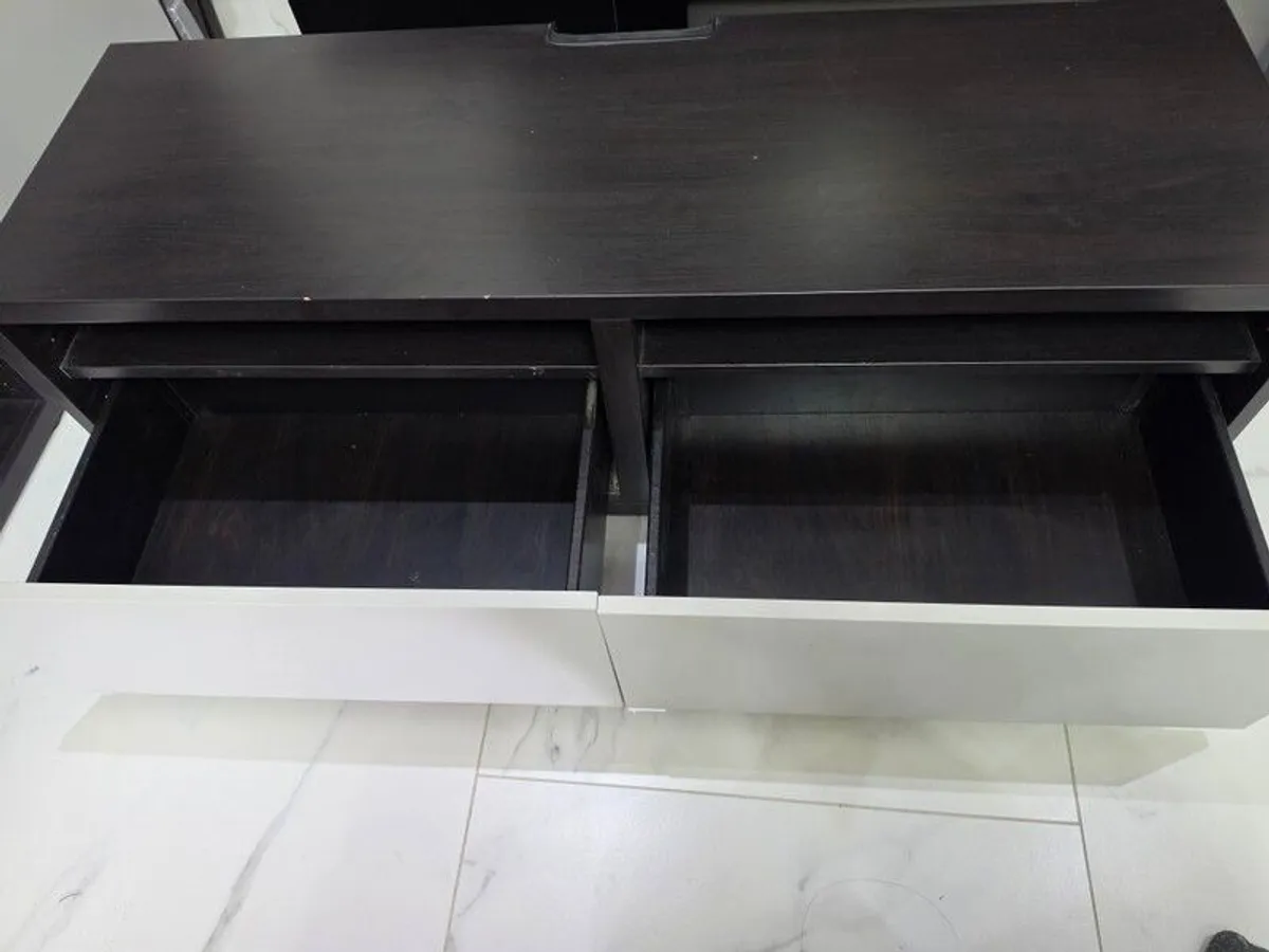Tv stand - Image 2