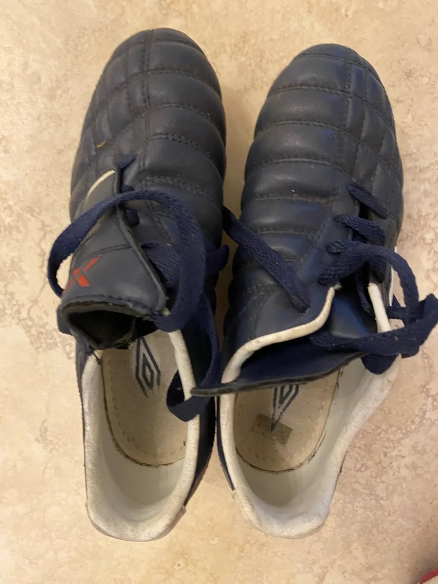 Football boots/running spikes - Image 3
