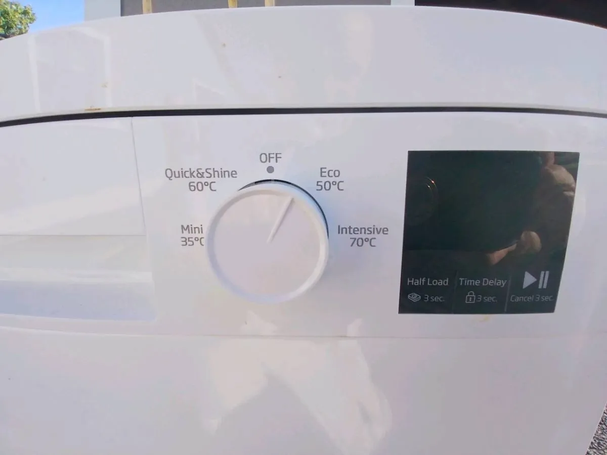 Dishwasher - Image 3