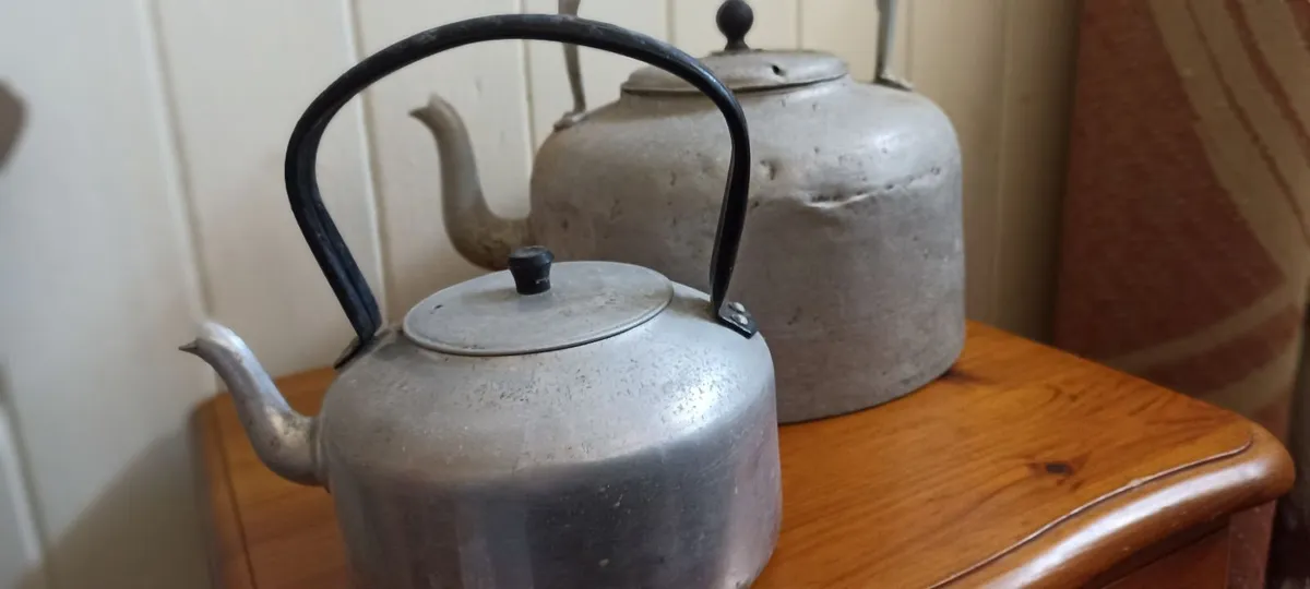 Large & Small Aluminium Kettles - Image 3