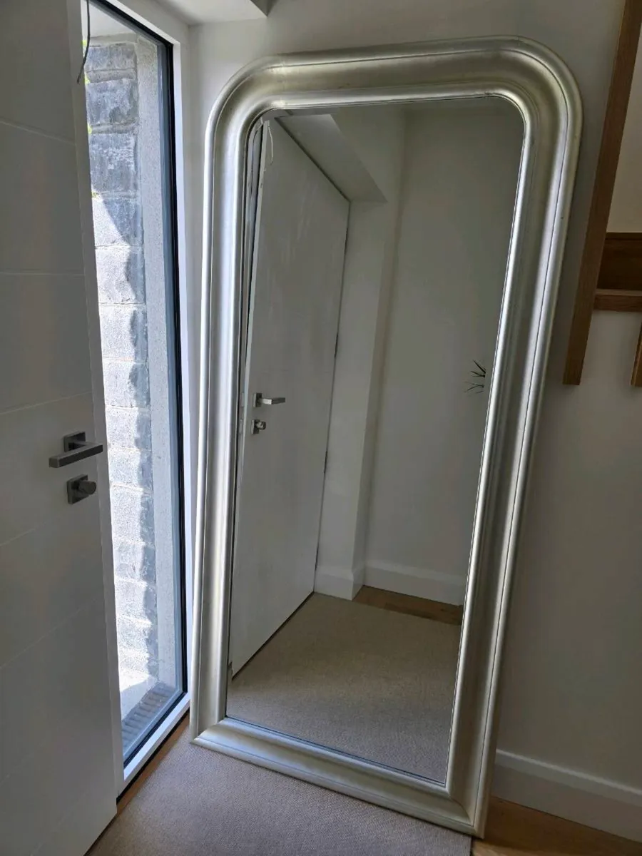 Ikea Songe freestanding hall mirror - Image 3