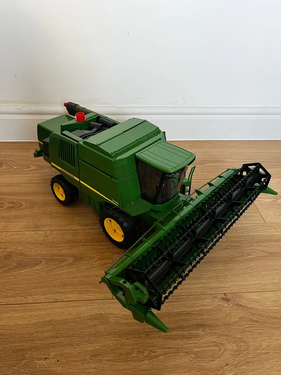 Bruder farm and construction toys - Image 4