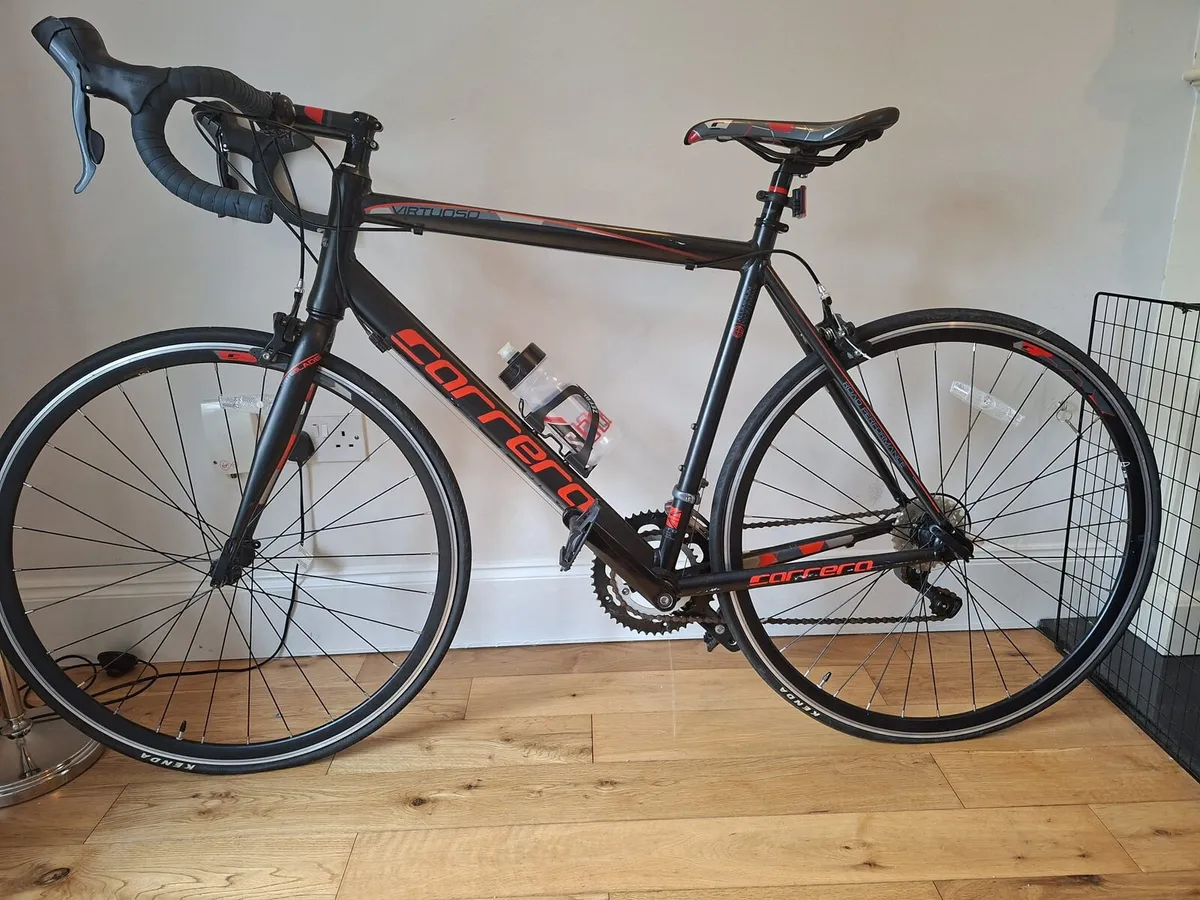 Mens Carrera Road Bike size M - Image 1