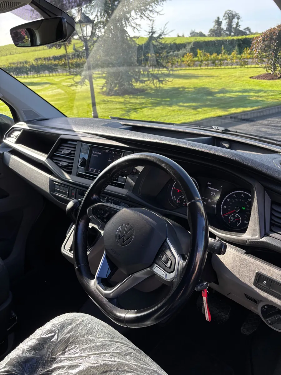 2022 Volkswagen Transporter T6.1 DSG - Image 4
