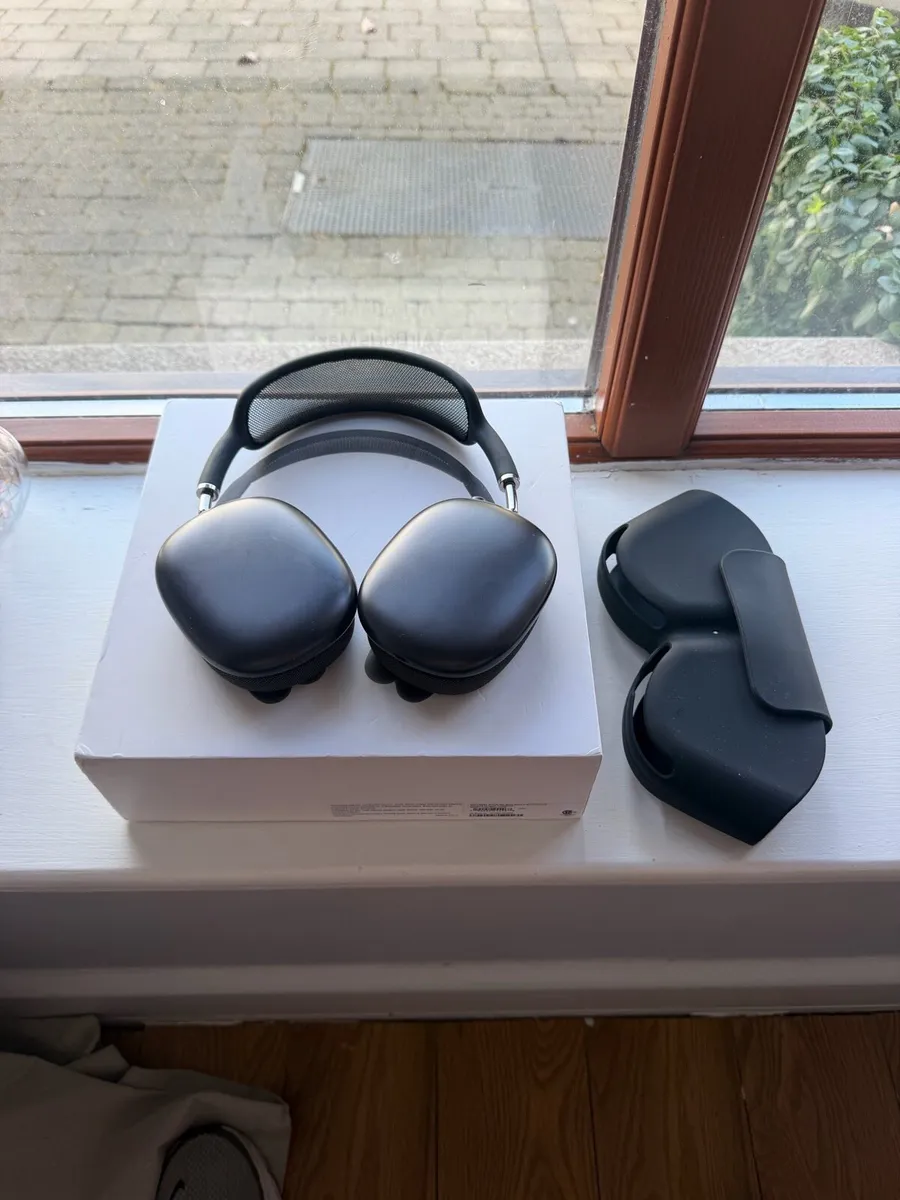 AirPod max - Image 3