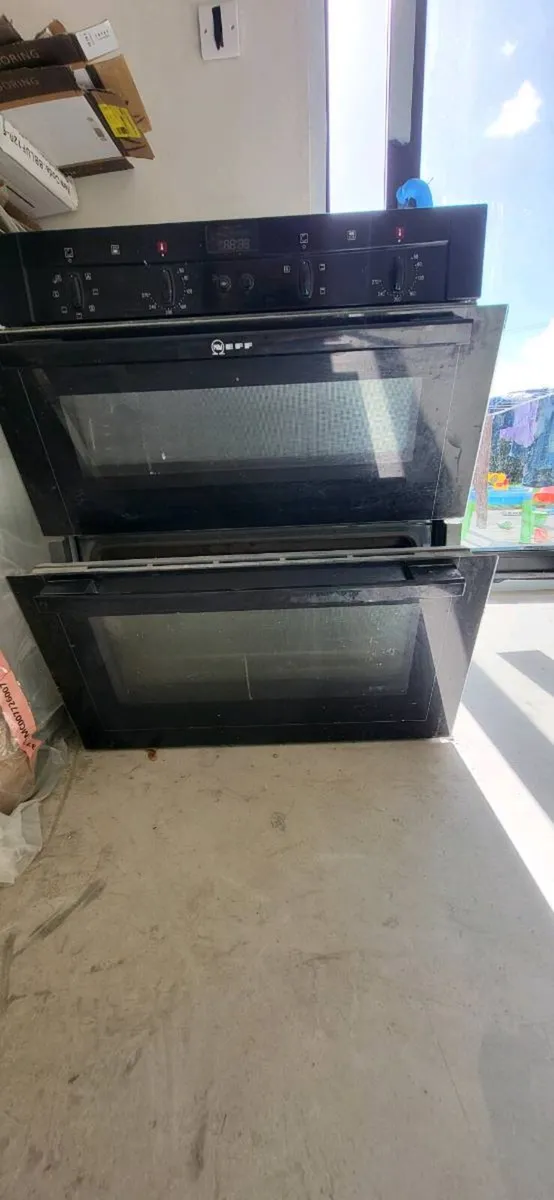 Oven - Image 1