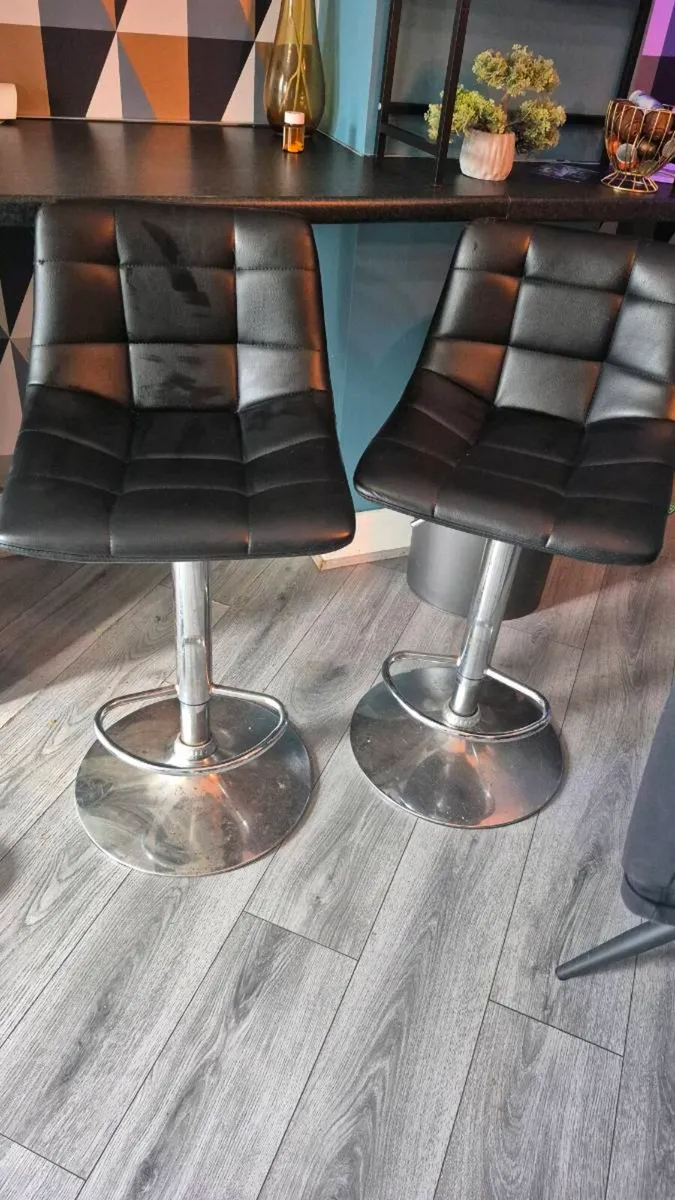 High stools