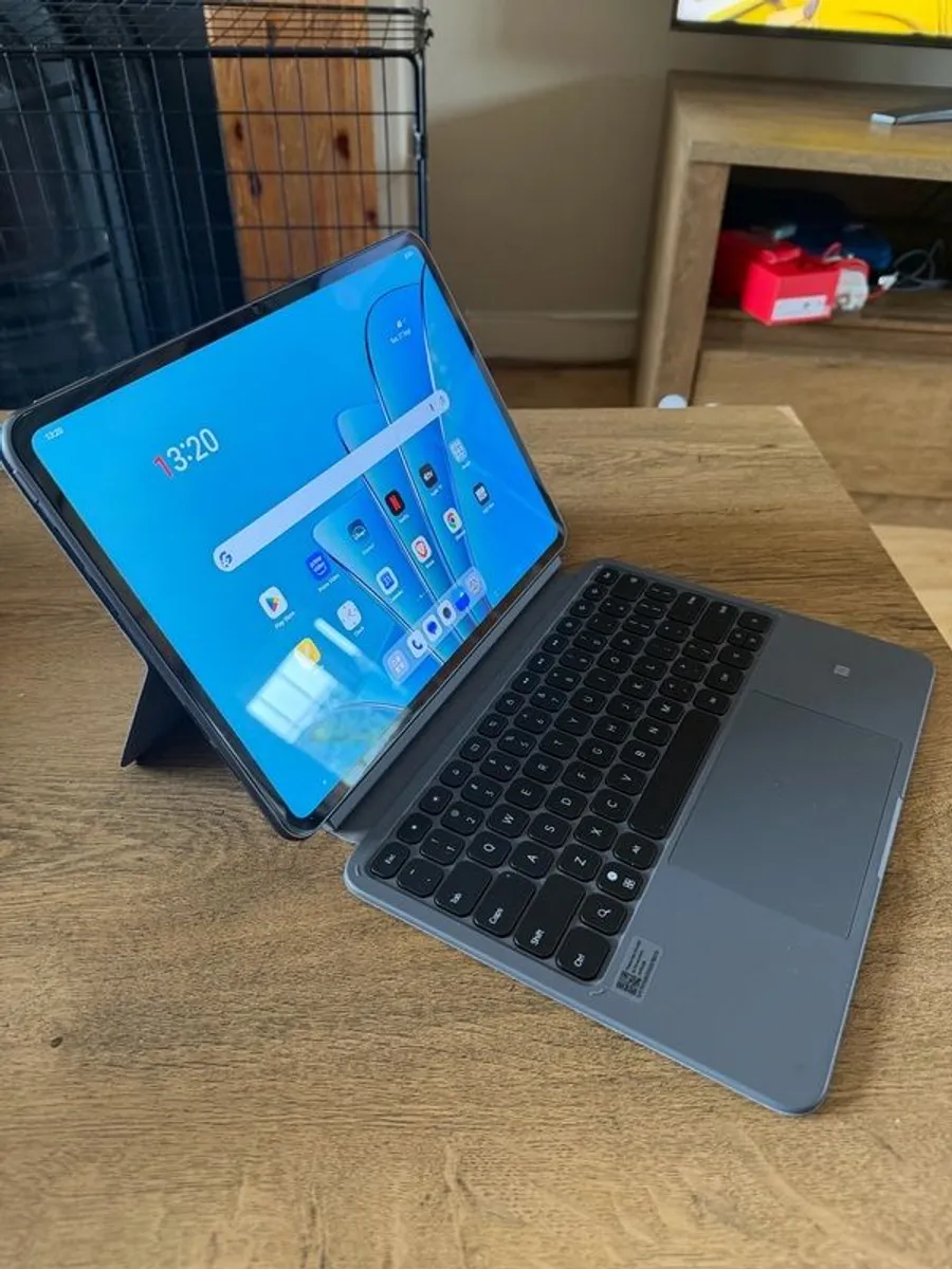 OnePlus Pad 2 (Mint Condition) + Original Smart Keyboard, Extra Case & Anker 45W Charger - Full Bundle! - Image 2