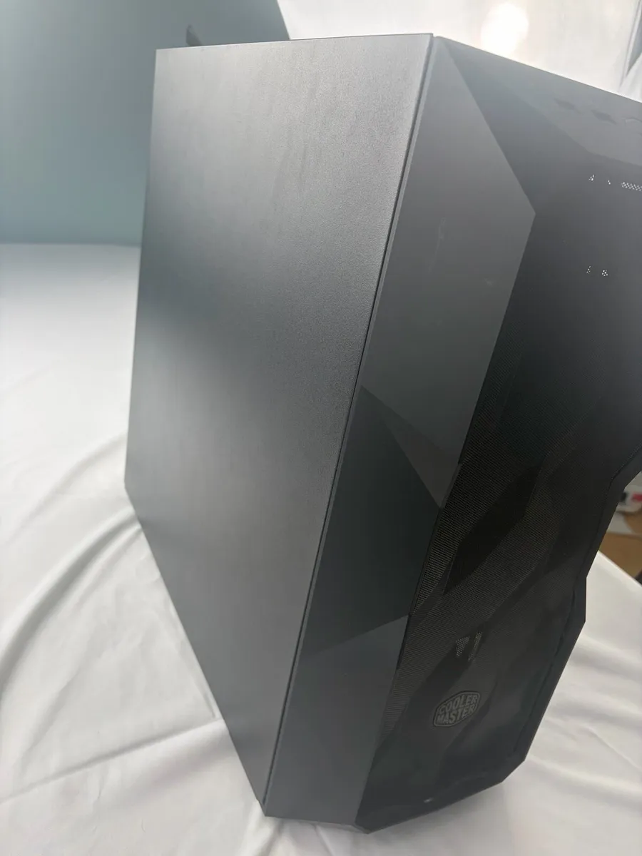 Gaming Pc i7-10700 | RTX 3060 12GB | 16 GB RAM | - Image 3