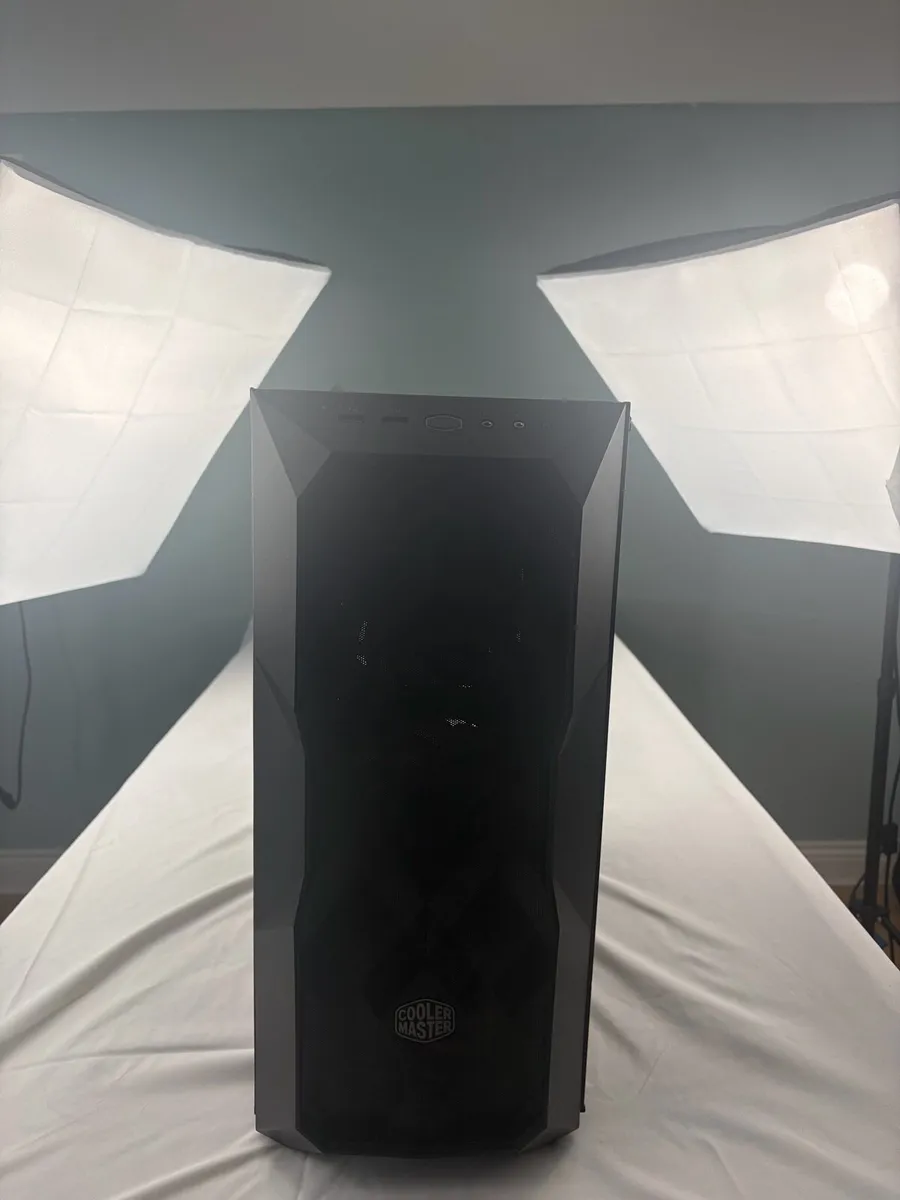 Gaming Pc i7-10700 | RTX 3060 12GB | 16 GB RAM | - Image 1