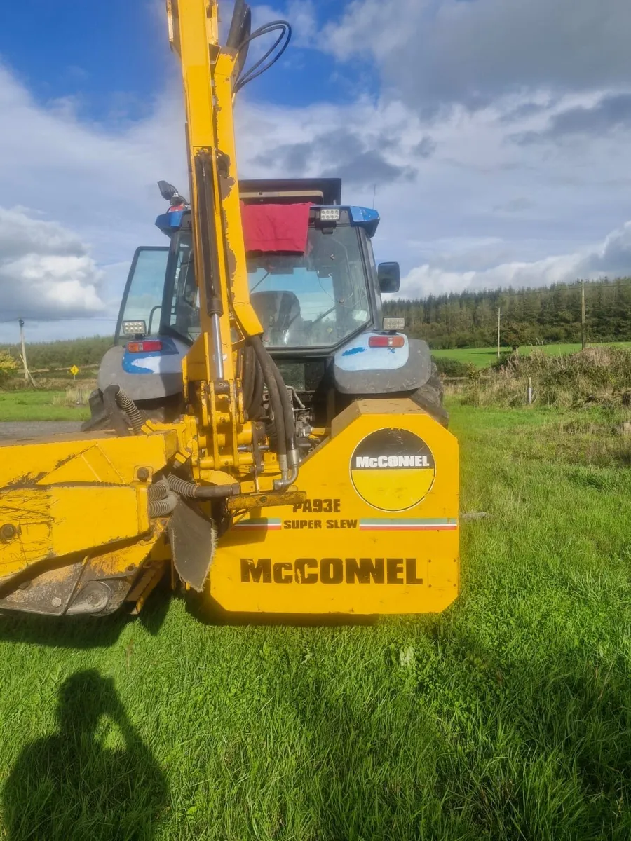 Mc Connel PA93 Superslew hedgecutter - Image 3