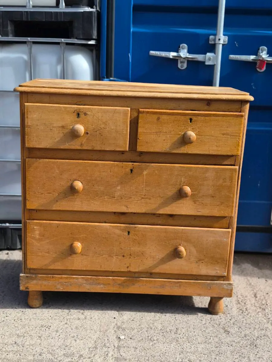 Pine Chest of Drawers - 19th Century - Image 1