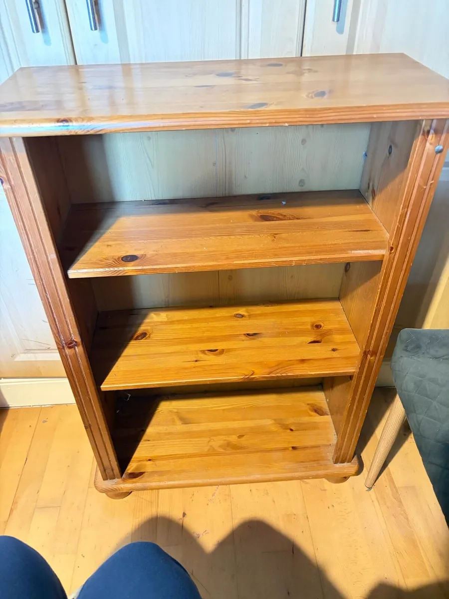 Bookshelf - Image 1