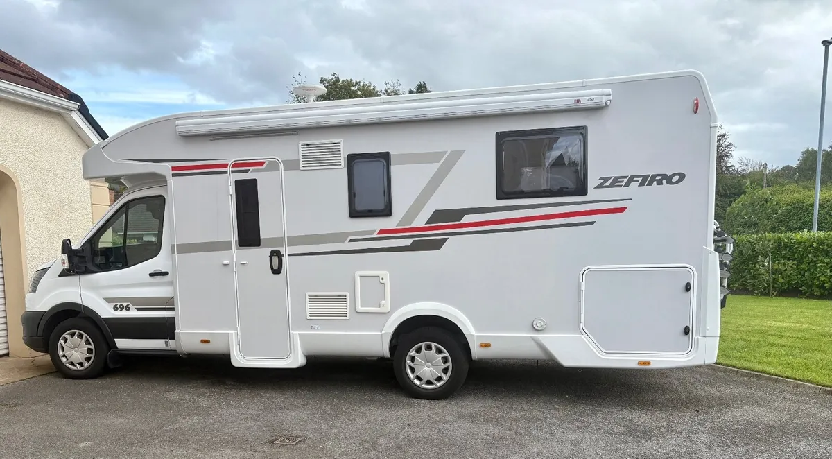 Motorhome - 2021 Ford Roller Team Zefiro 696 - Image 2