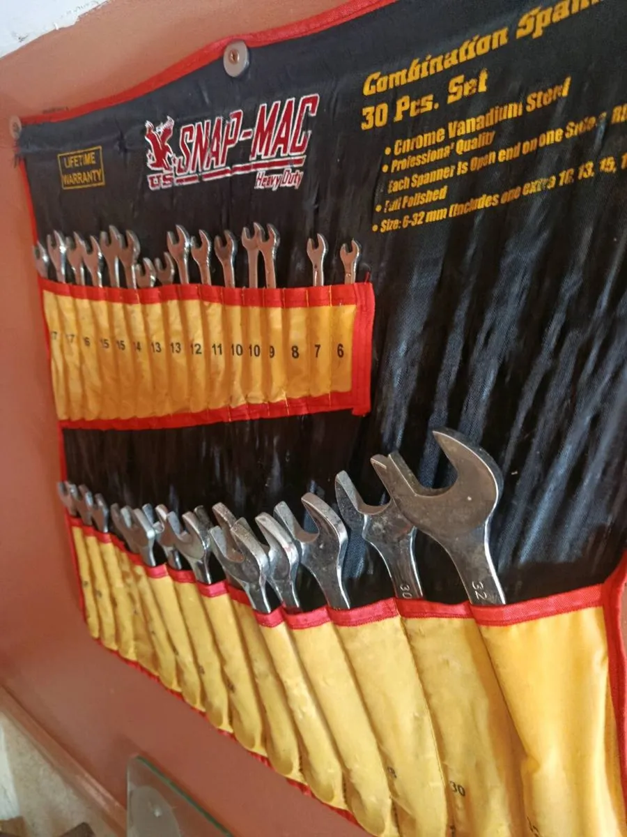 Set of spanners & lots of others CHEAP - Image 1