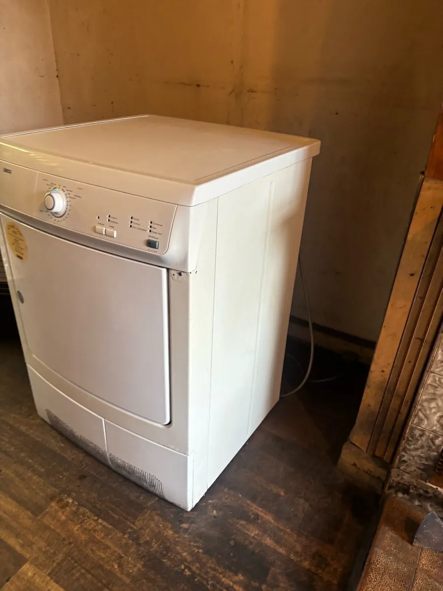 Zanussi Condenser Dryer - Image 2
