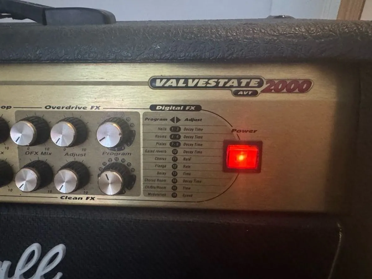 Marshall AVT275 Valvestate 2000 2x12" 150W - Image 3