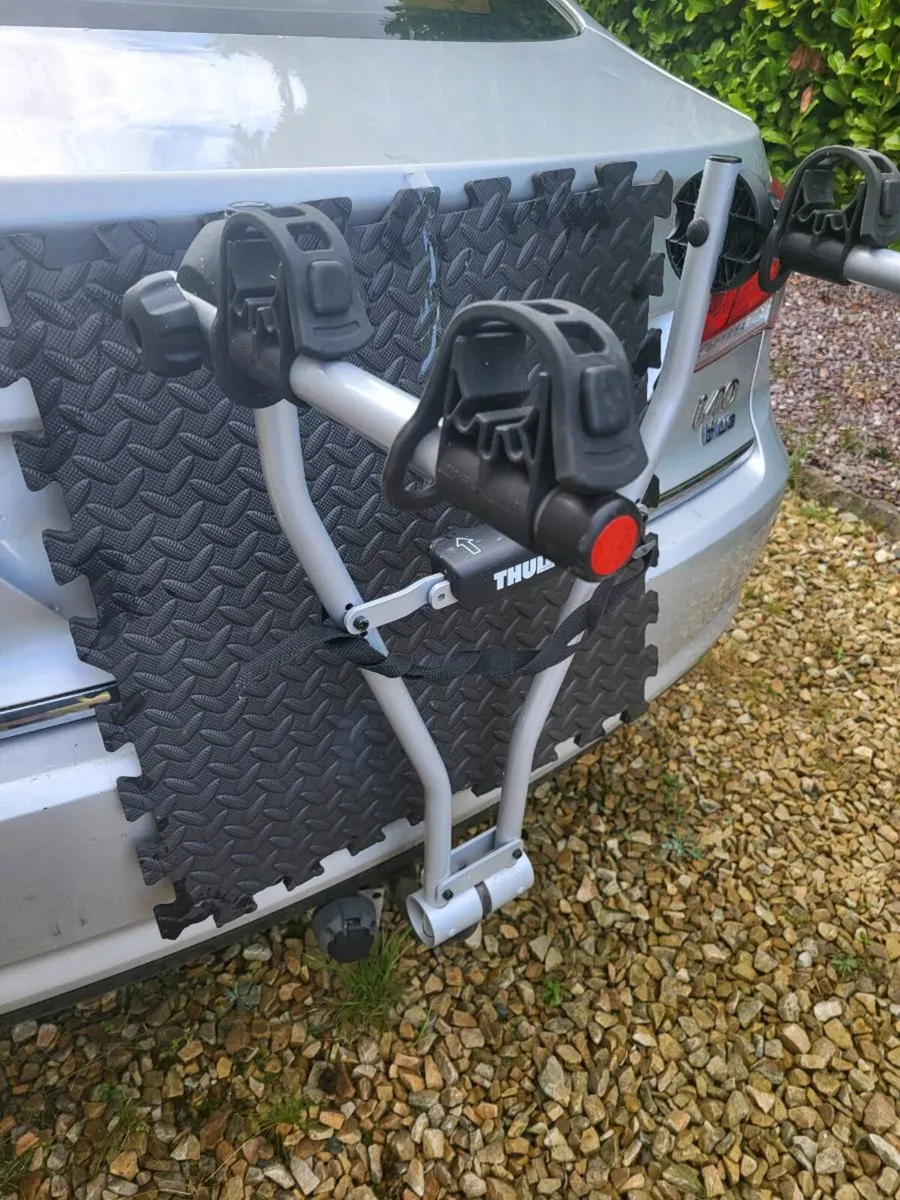 Thule bike rack - Image 2