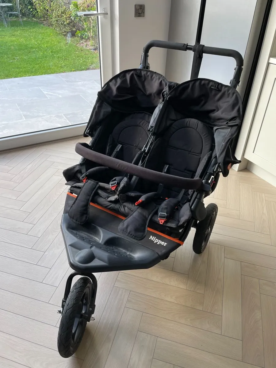 Out n About Double Buggy Nipper - Image 3