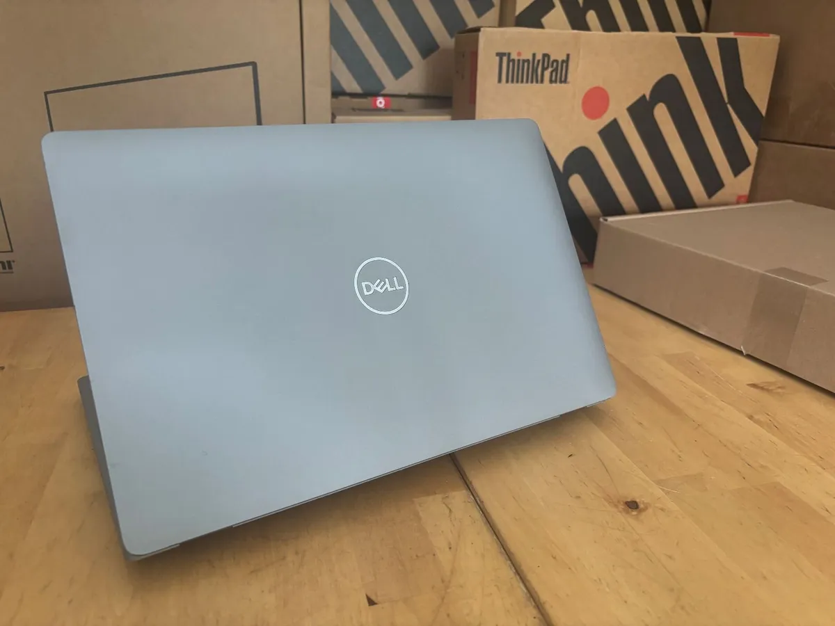 Dell Precision Engineering Laptops-i7-32GB-1TB SSD - Image 4