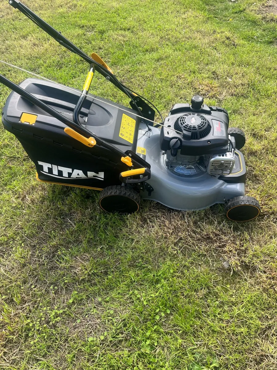 Lawnmower - Image 3