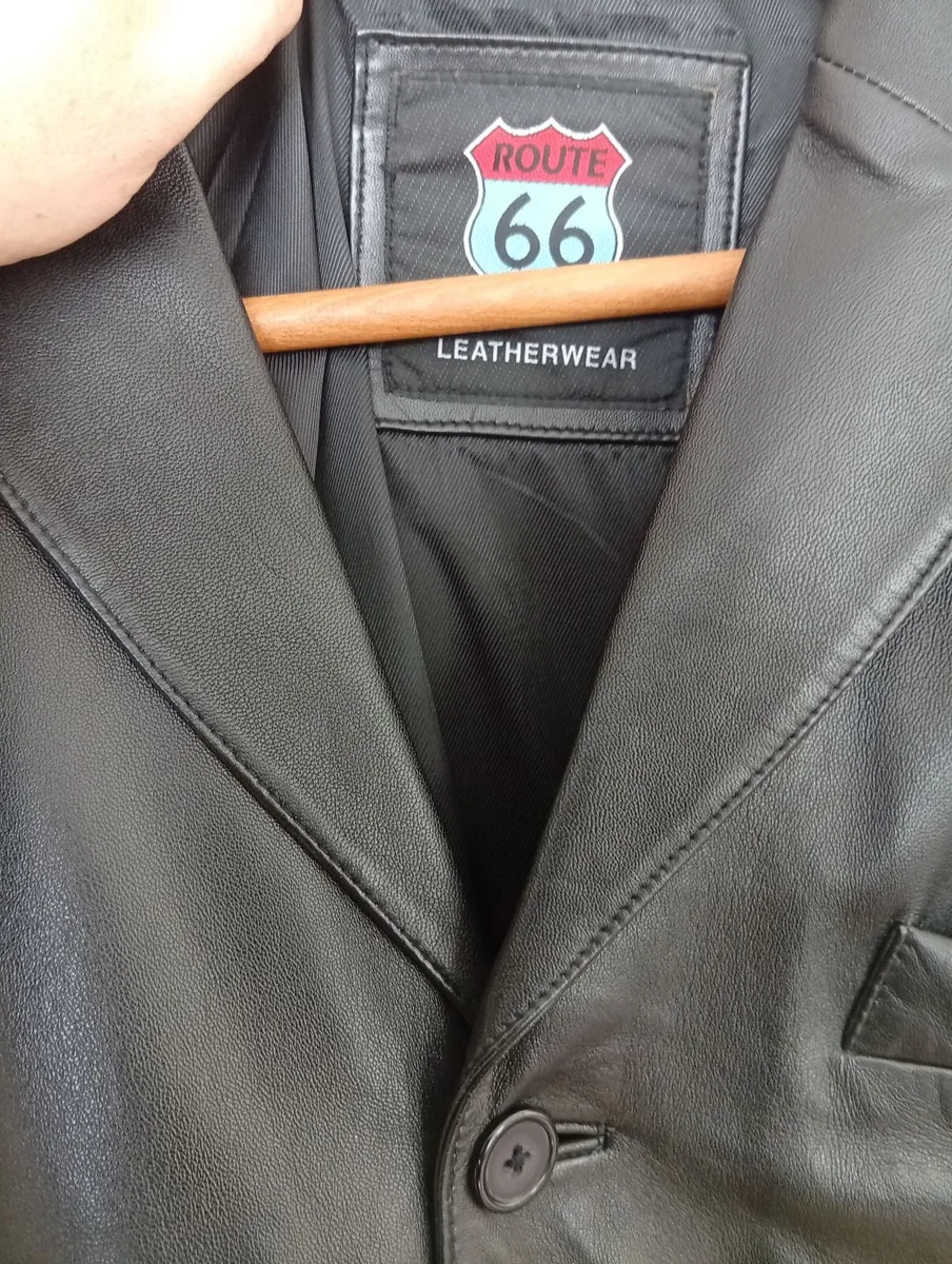 Leather coat - Image 3