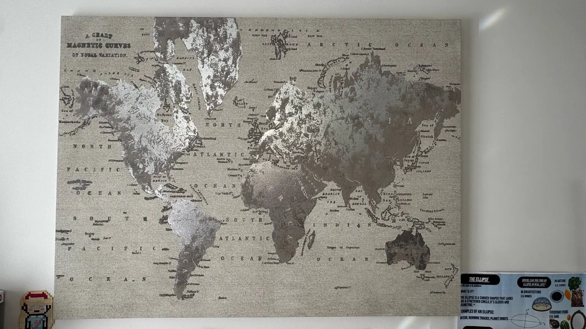 Big World Map Canvas Wall Art 90x120 cm