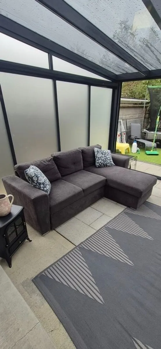 sofa - Image 1