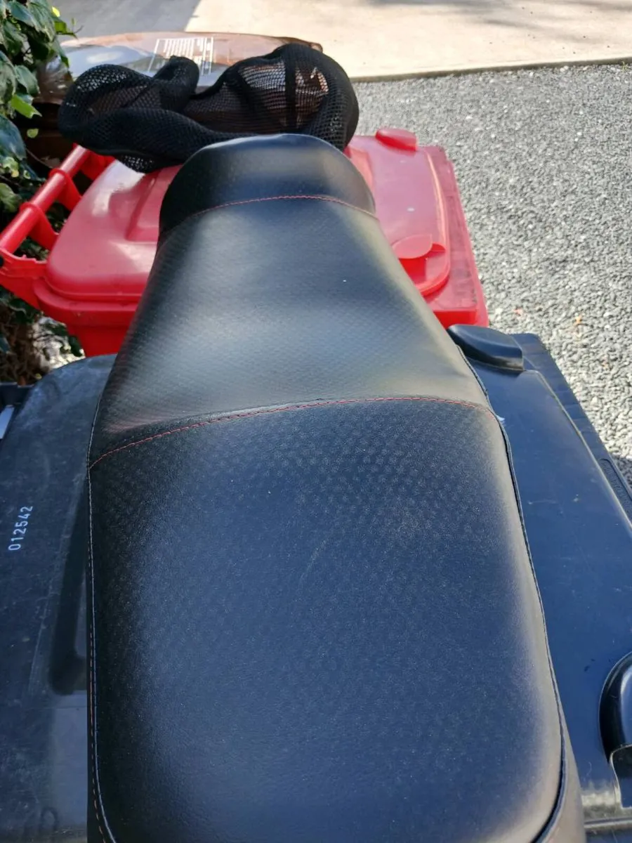 Yamaha fazer fzs1000 saddle - Image 3