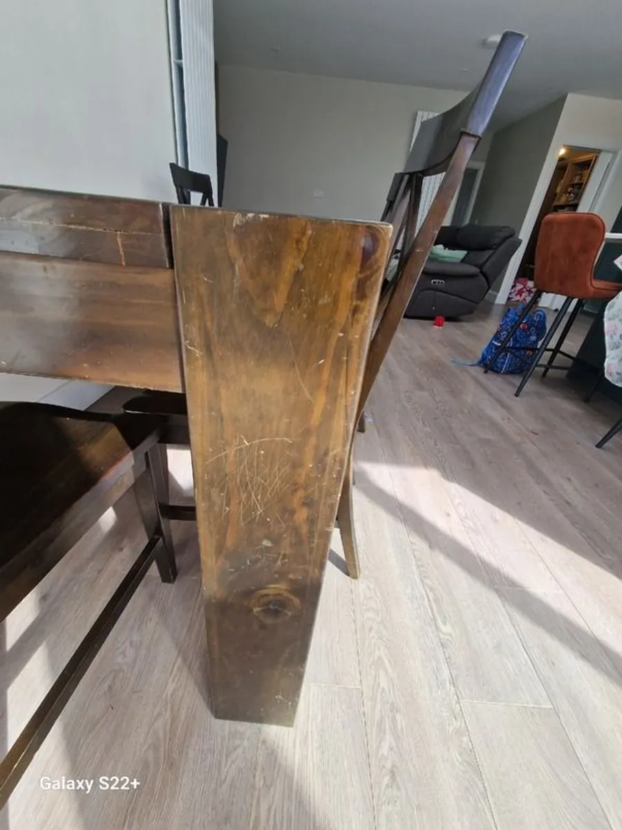 Dining - Image 4