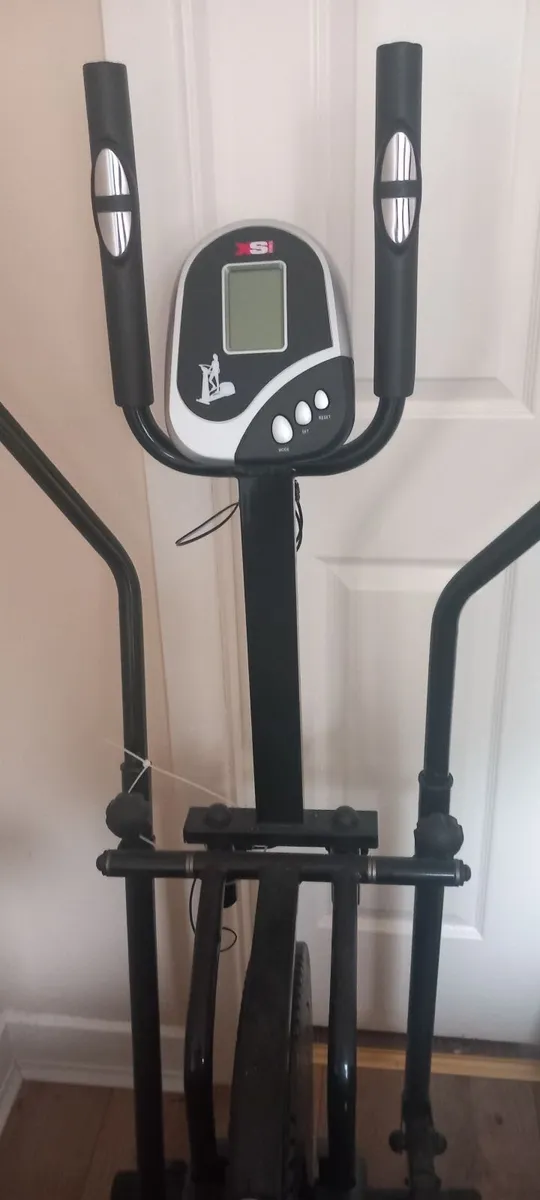 XS Sports 2-in-1 Cross Trainer & Exercise Bike - Image 1