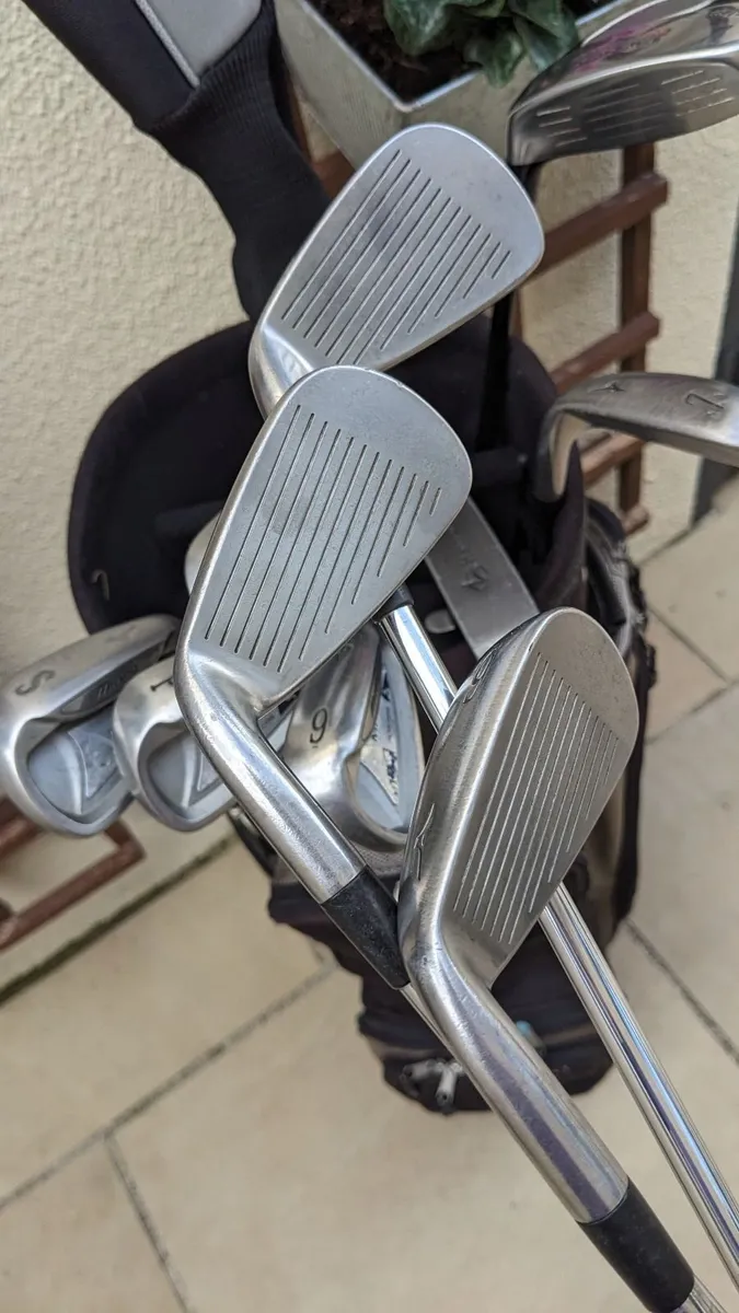 Set of Mizuno Clubs - Image 4