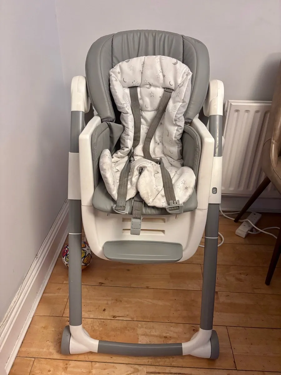 Baby high chair - Image 2