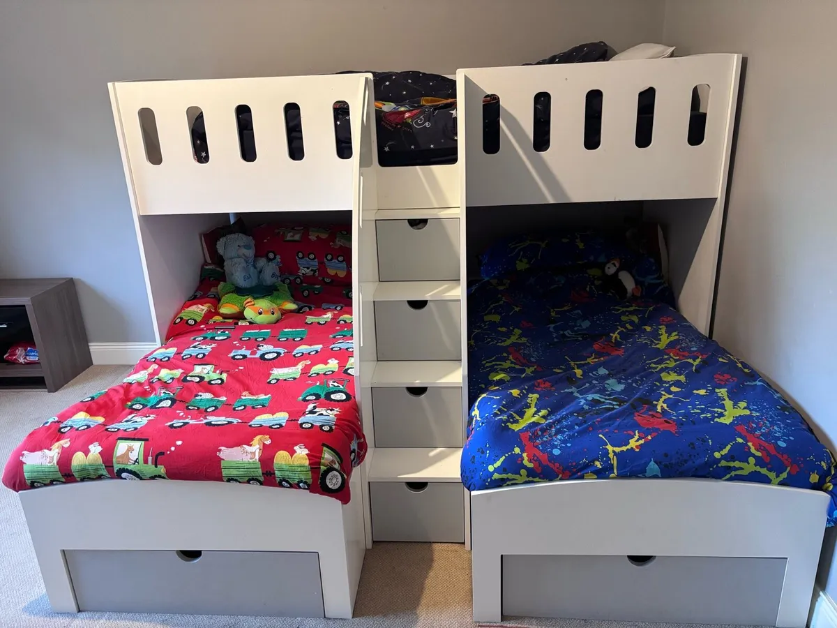 Triple Bunk Bed - Image 2