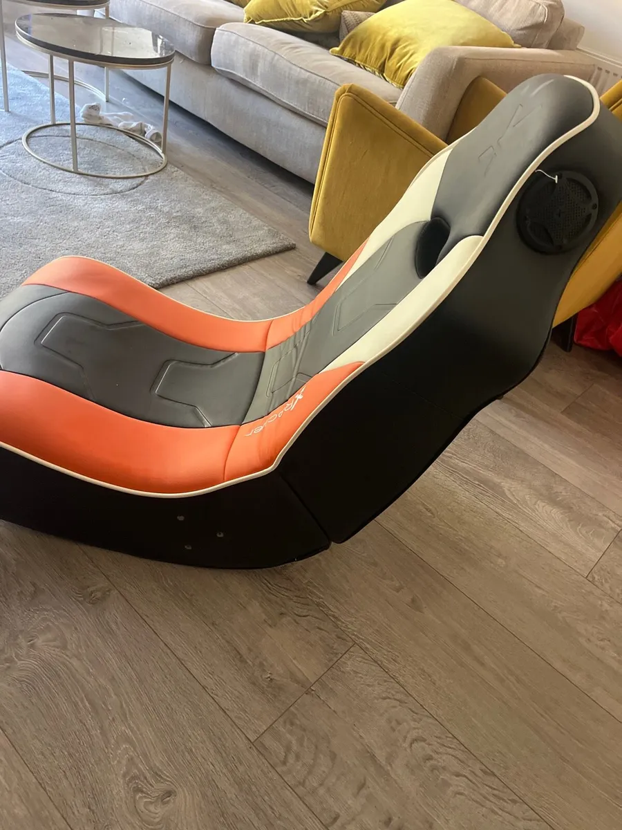 Gaming chair - Image 4