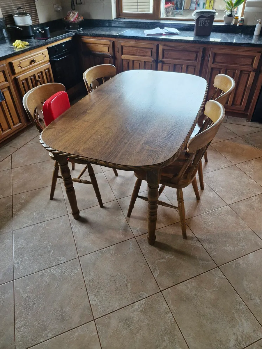Table 4 chairs