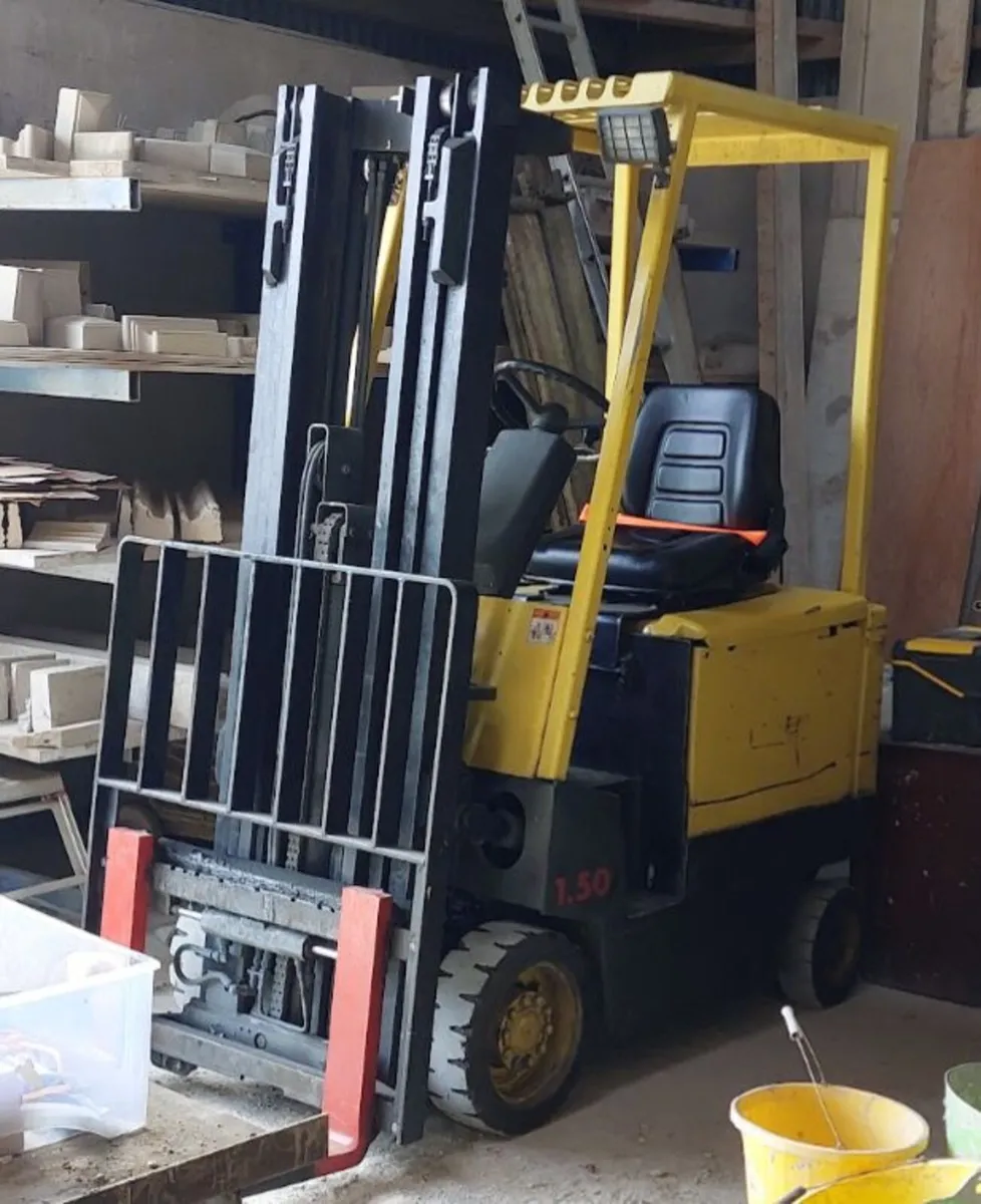 Hyster 1.5ton Electric Forklift - Image 1