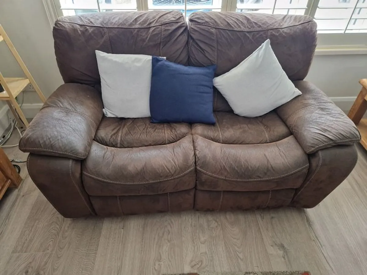 2 and 3 Seater Reclining Sofa - Image 2