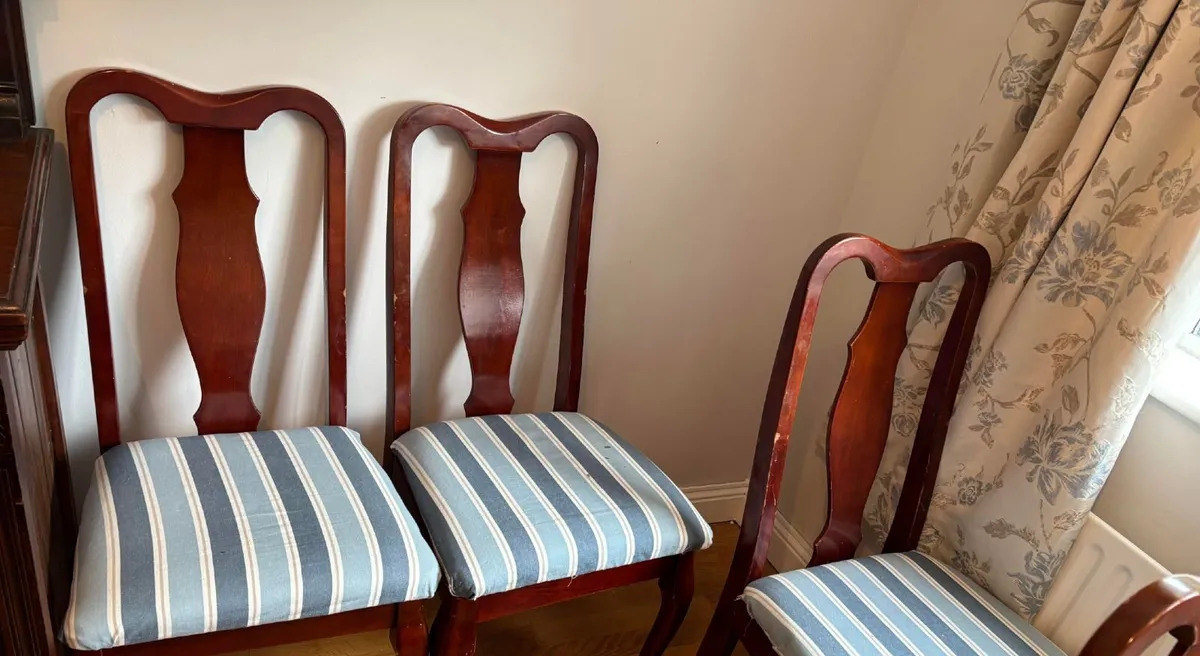 antique table - Image 1